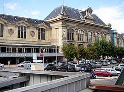 250px-Gare_Paris-Austerlitz.jpg